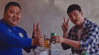 this top wrestler eats 100 hamburgers to impress his waitress crush