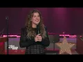 Kelly Clarkson Sings 'Stronger' | Kelly By Request