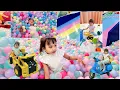 Download Lagu Caroline bermain playground 