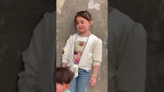 ميزوجهة لان اخوهة اخرس 