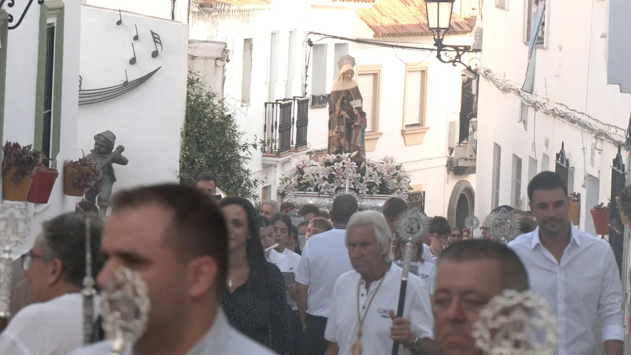 Manilva celebra el día de su patrona, Santa Ana