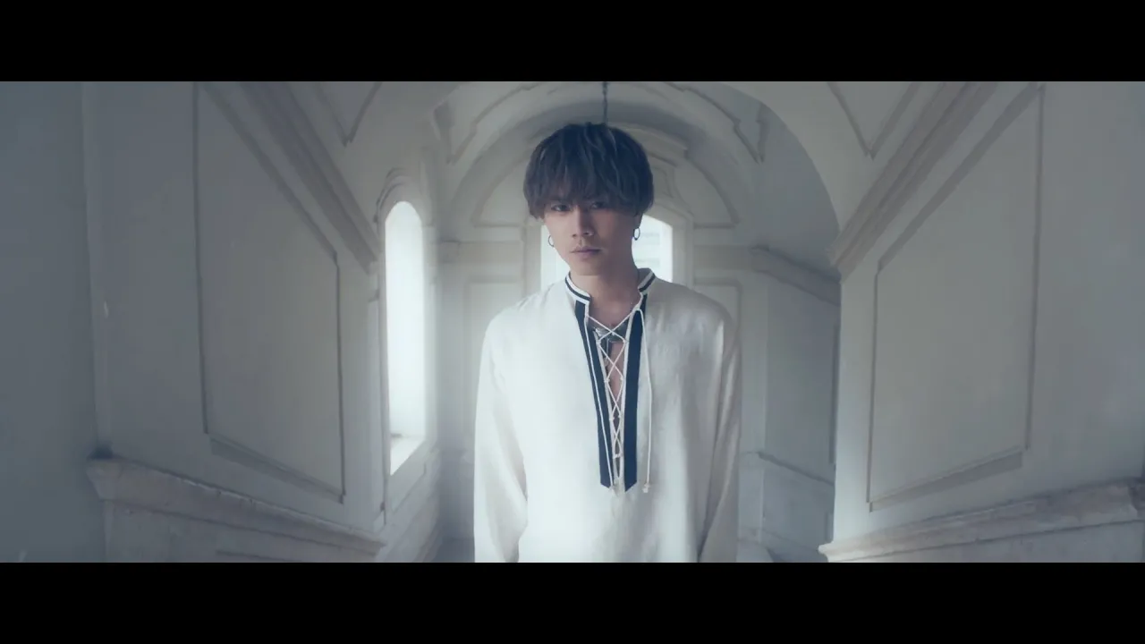 HIROOMI TOSAKA / BLUE SAPPHIRE (Detective Conan: The Fist of Blue Sapphire Official Theme Song) HIROOMI TOSAKA / BLUE SAPPHIRE (Detective Conan: The Fist of Blue Sapphire Official Theme Song)