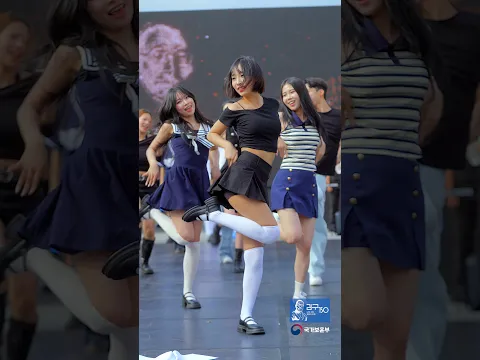RESCENE(리센느) "LOVE ATTACK"💕 광화문 Kpop Random Dance Cover in Public