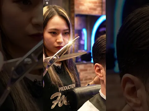 💈(ASMR) This Japanese Scissor Haircut Completely Changed His Look | Japanese Lady Barber Ms Rino