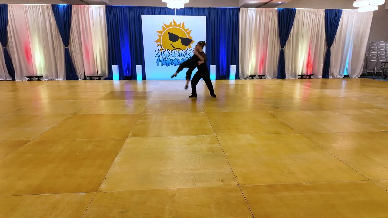 SH26 Rising Star Joe Miller and Sydney Taylor