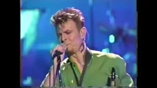 David Bowie Seven Years In Tibet Live GQ Awards 1997  David Bowie Seven Years In Tibet Live GQ Awards 1997