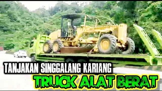 Download Ini Dia Truck Hino Pengangkut Alat Berat Di Tanjakan Singgalang Kariang. MP3