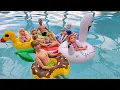 Download Lagu Family pool time ! Elsa \u0026 Anna toddlers - floaties - water fun - Barbie
