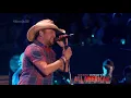 Jason Aldean sings "You Make it Easy" Live in concert iHeartradio 2018 HD 1080p