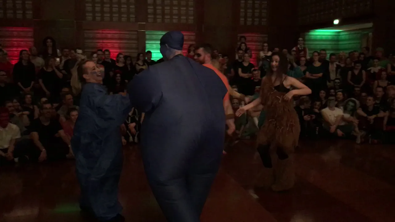 Costume ProShow - All-Skate - Warsaw Halloween Swing 2018