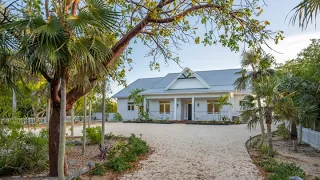 Pedro Blue | Savannah, Grand Cayman | Cayman Islands Sotheby's International Realty