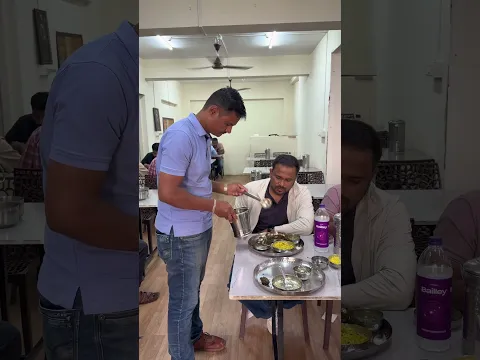 हाॅटेल राजवाडा #jivanaghav | Jivan Aghav Comedy Video | Pune Food | Pune Foodie