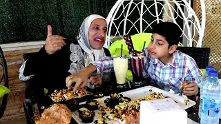 ابتهاج ملكة الدعايات مطعم وكافيه Happy Dose 