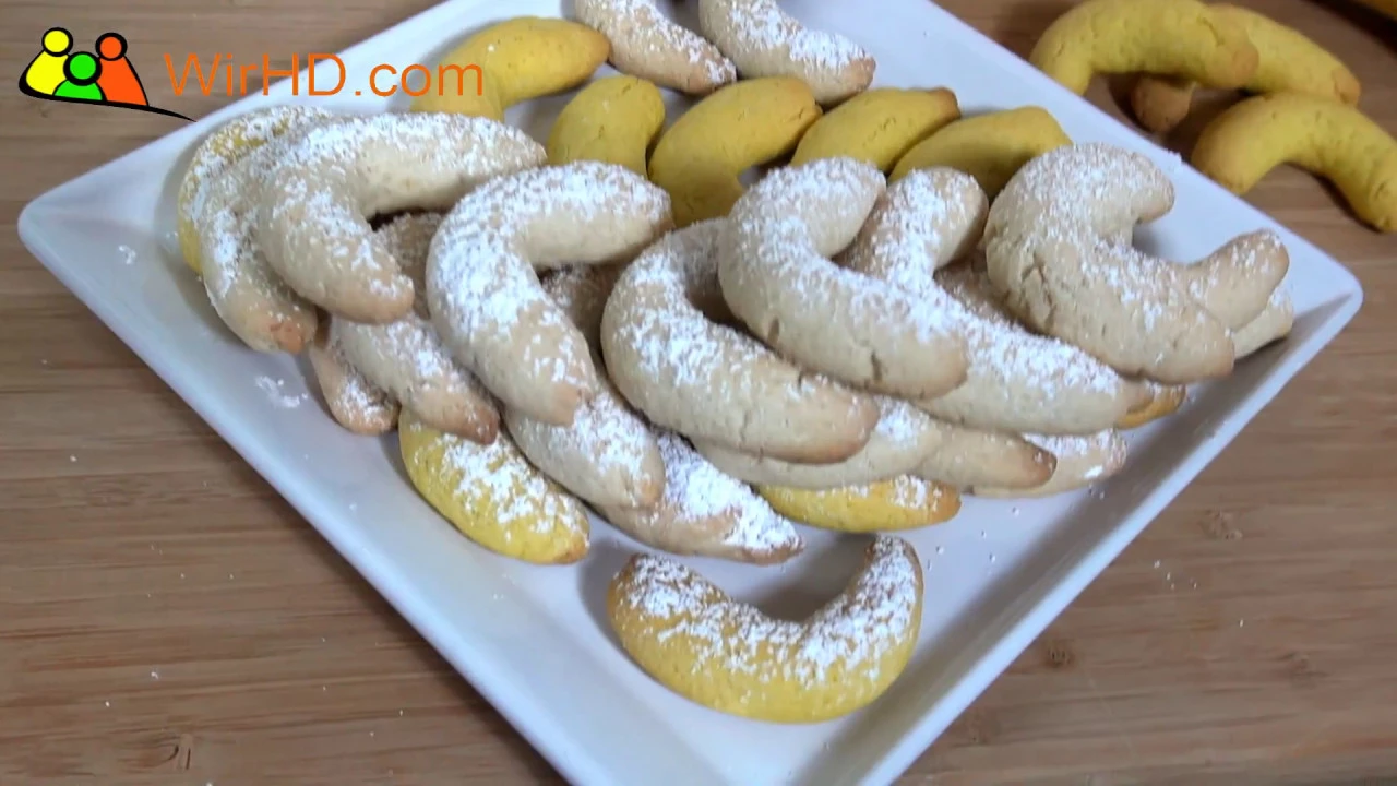 Vanillekipferl - Extra zart und mürbe - Zergehen auf der Zunge 😋 - Weihnachtsplätzchen Rezept. 