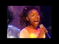Download Lagu Brandy feat. Mase - Top of the World (TOTP) 1998