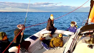 How can Winter Sailing on a Trimaran be this Perfect?