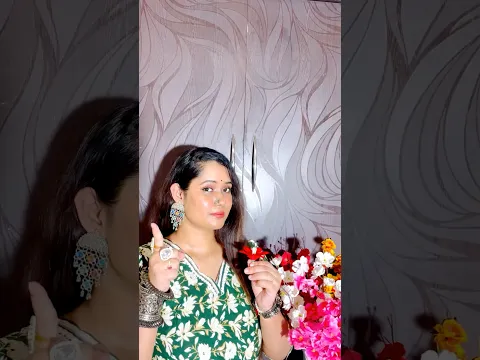 Bhagwan ko phool chadhane ka sahi tarika kya hai⁉️🪷🌻#youtubeshorts #krishna #laddugopal #shorts
