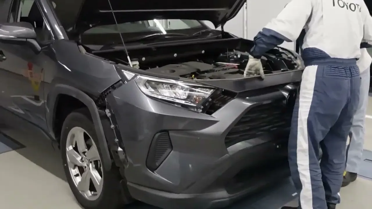 RAV4(TOYOTA)のカスタム ヘッドランプデザインカスタマイズ