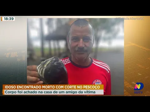 Idoso encontrado morto com corte no pescoço. Corpo foi achado na casa de um amigo da vítima