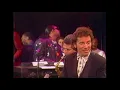 Finale performance of the "Ain't Too Proud To Beg" at the 1989 Induction Ceremony