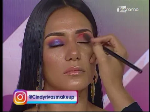 Maquillaje en tono ultravioleta