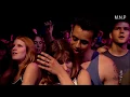Download Lagu Robbie Williams - She's The One (Live at knebworth) HD