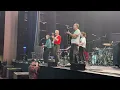 Starry Eyed, Good Neighbours Live in Las Vegas
