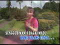 Download Lagu RIA RESTY FAUZY-SEPATU DARI KULIT RUSA