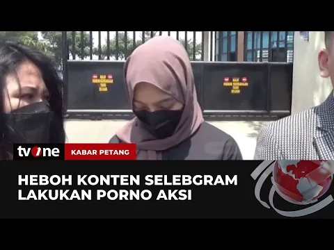 Selebgram Oklin Fia Penuhi Panggilan Penyidik