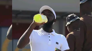 d boy ishu timhaka thyaa