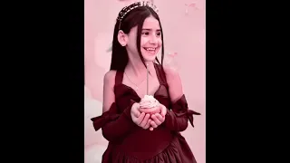 كل سنة وأنتي طيبة يا أيسل وعقبال مليون سنة ودايما منورة السوشيال كده يا قمر يا صغير أحلي بنوتة    دندنها