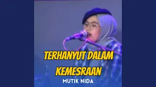 Download Terhanyut Dalam Kemesraan MP3