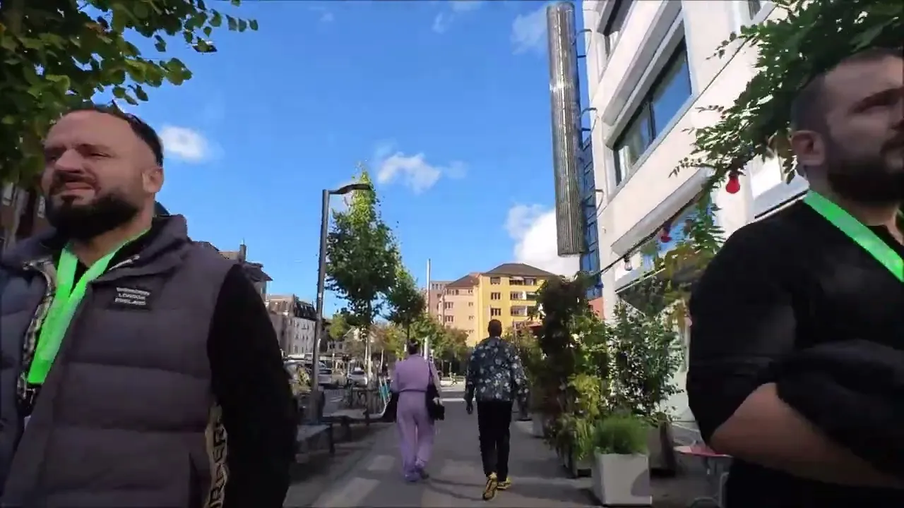 Saturday walk in Zurich city: Zurich main station - Europaallee - Langstrasse - Banhhofstrasse