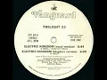 Twilight 22 -Electric Kingdom -Legendado