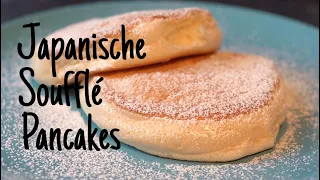 Okonomiyaki Rezept | Herzhafte japanische Pfannkuchen mit Garnelen & Bauchspeck | EDEKA. 