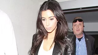 Kim Khloe and Kourtney Kardashian Dash Back To L A 2014