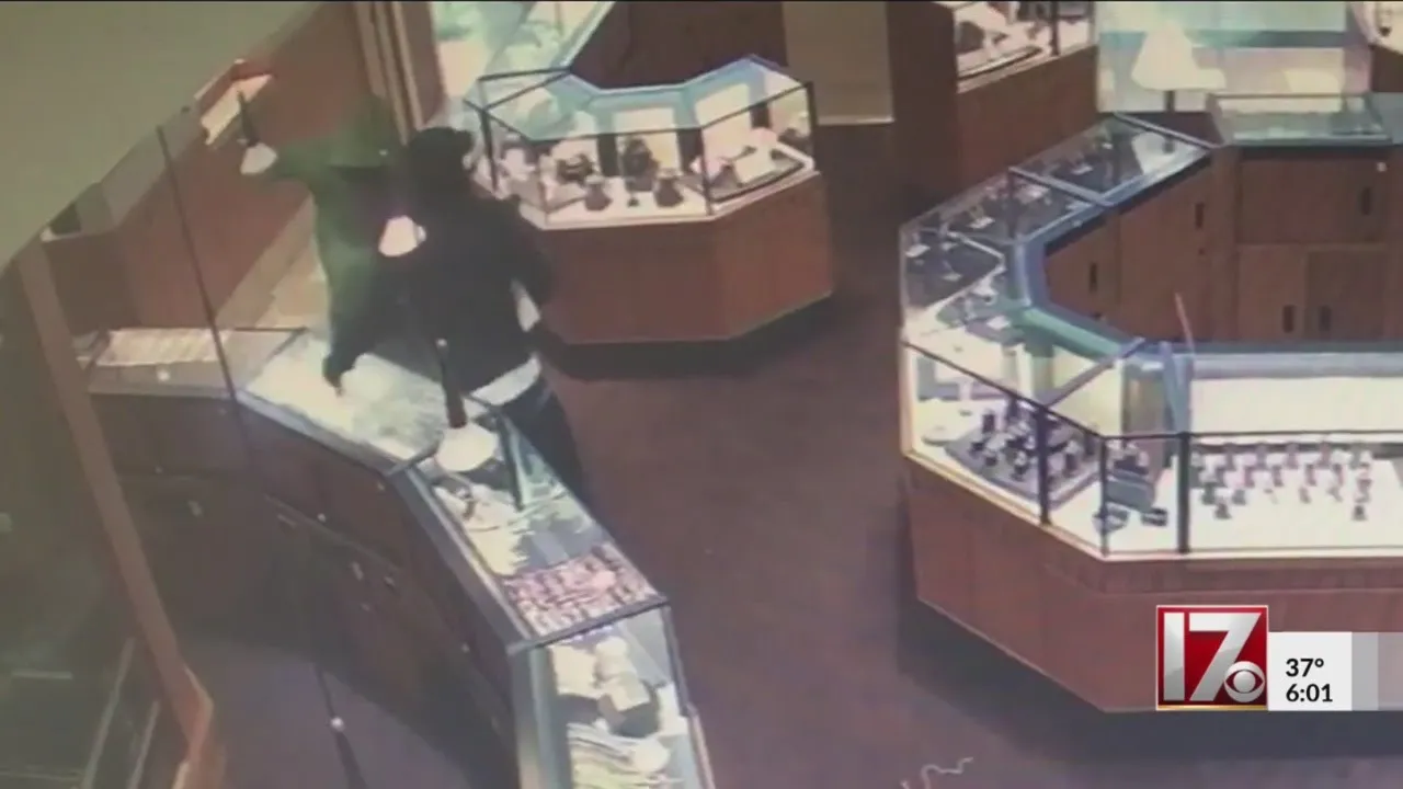 Jewelry store robbery caught on camera