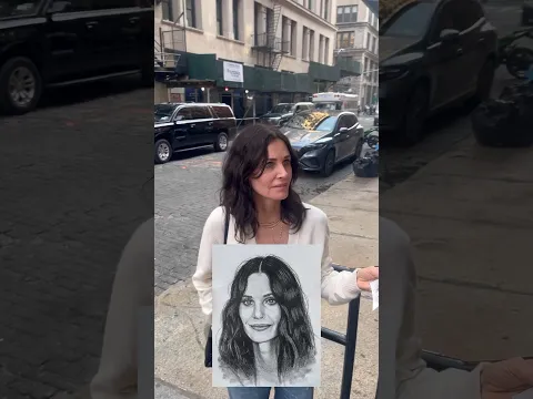 Download MP3 I spotted Courtney Cox on the street and drew her! *insane reaction*
