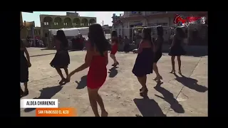 lindas chicas bailando 502