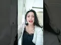 Tante Opik nyanyi dong