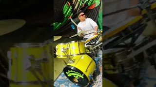 اغنية عصام صاصا ضحكته يلهوي ربابه درمز احمد شوقي  كسرت الدرمز      دندنها