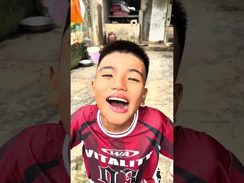 Cách em trai thoát khỏi cổng để được đi chơi🥰😇