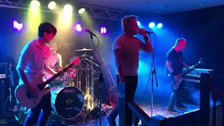 Black Vinyl 80's New Wave Cover Band play Underneath the Radar by Underworld (Cover) - Crowd Cam