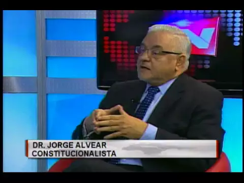 Dr. Javier Alvear 