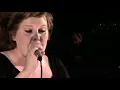 Lagu Adele - Chasing Pavements - 2007. BBC Radio 2. 9th December 2007