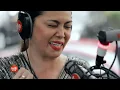 K Brosas sings “Natatawa Ako” LIVE on Wish 107.5 Bus