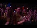 Kenny Chesney Performs “American Kids” at 2015 CMT Music Awards
