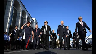Садыр Жапаров “Манас” аэропортун жана КҮЧ түзүмдөрүн текшерди - ВИДЕО