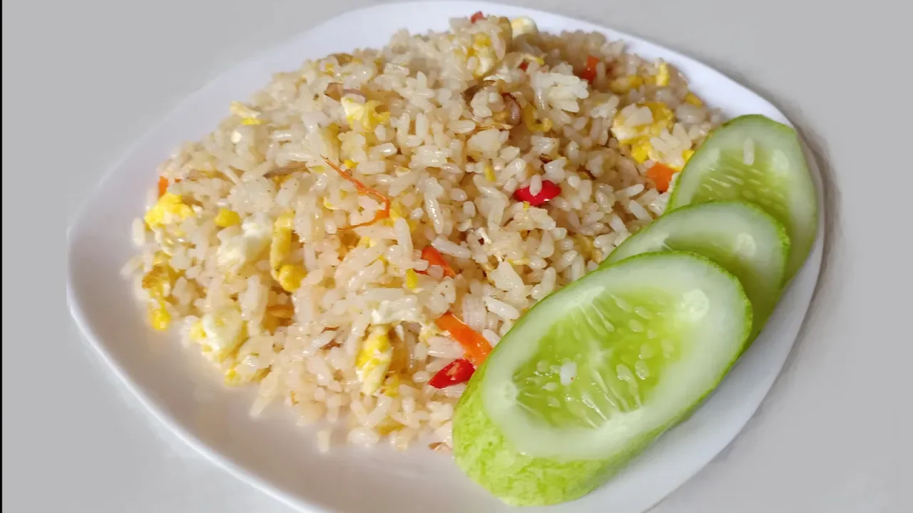 Assalamualaikum, Pada video kali ini sy akan membagikan resep bumbu dasar nasi goreng enak ala abang. 