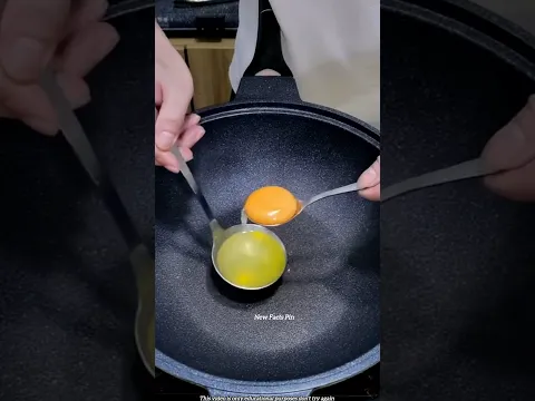 How this girl makes an egg omelette without a king π€ #shorts #shortvideo #food